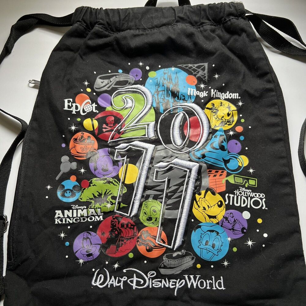 2011 Walt Disney World Parks Backpack Zipper Side Mickey Magic Kingdom Epcot